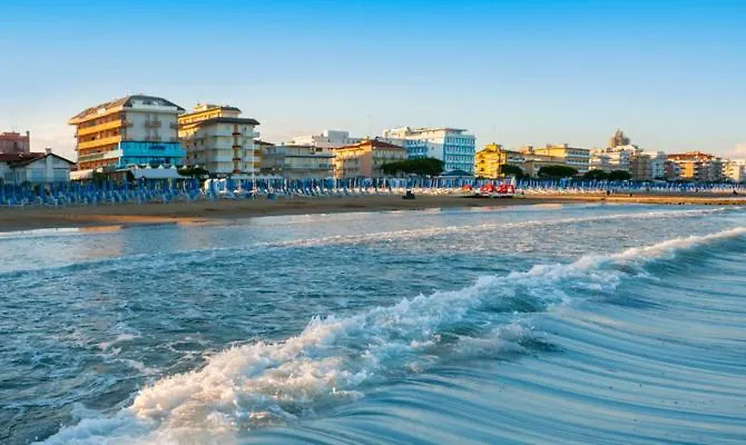 Hotel Trifoglio Lido di Jesolo 3*,